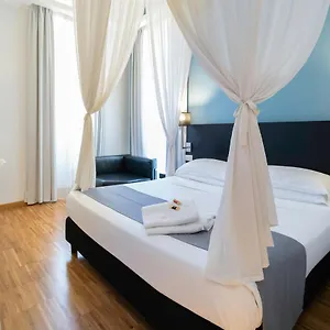At Townhouse - Filiberto Affittacamere Roma